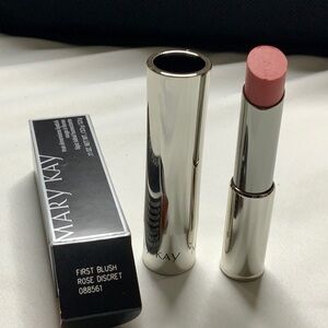 Mary Kay Lipstick - First Blush.  Nib 💋
